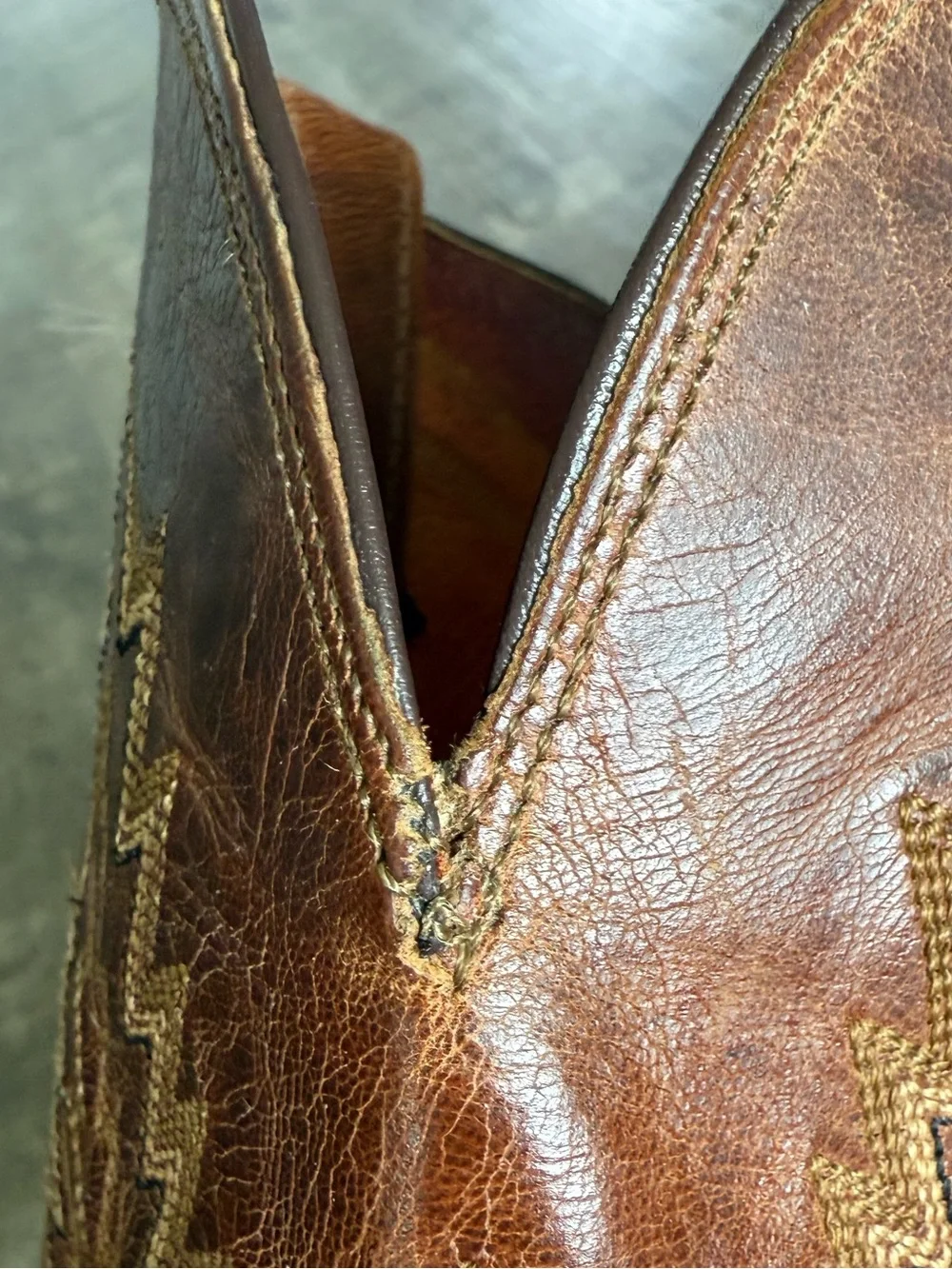Lucchese 1883 Men's Handmade Burnished Tan Mad Dog Goat Boots Size 12D